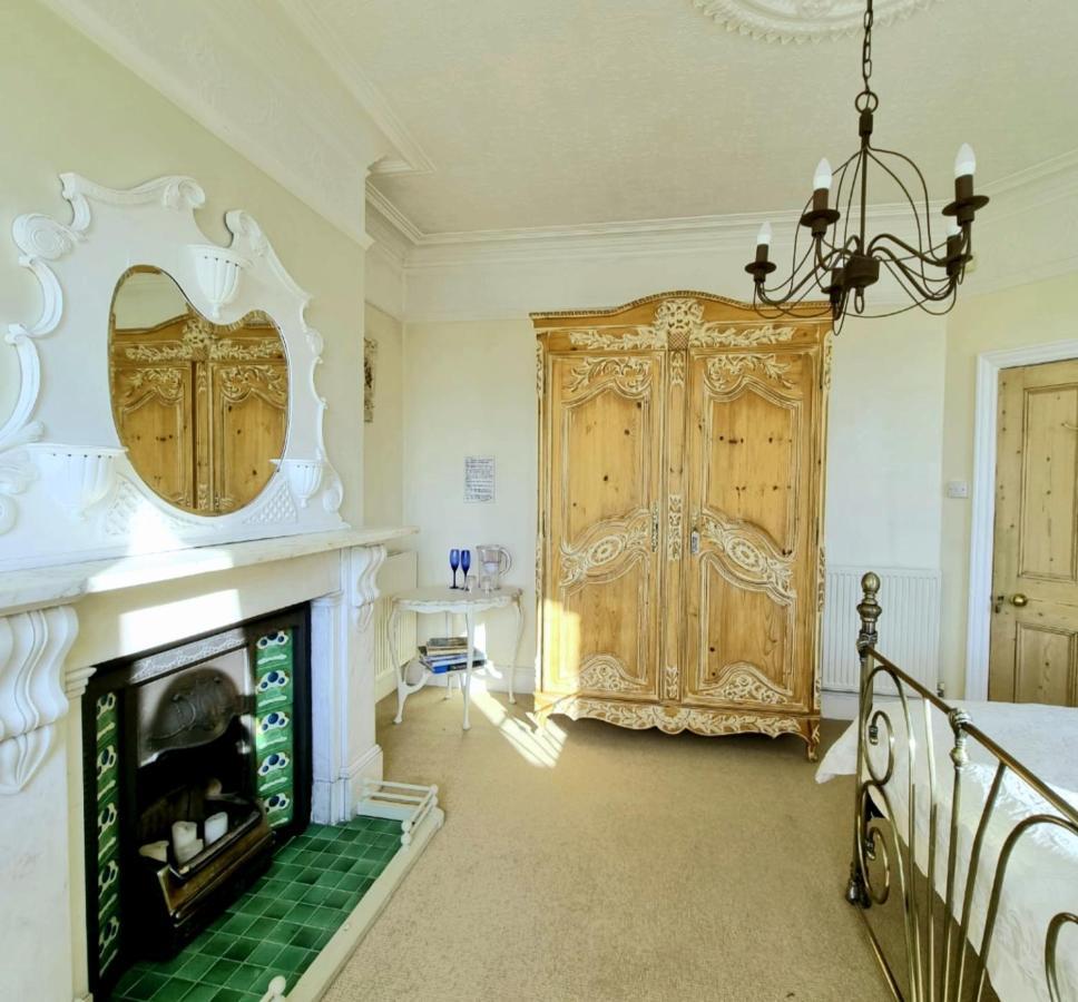 West Hill Retreat Edwardian Balcony Ensuite With Room Served Breakfast & Free Parking 헤이스팅스 외부 사진
